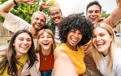 Trouver des jeunes prêts à travailler, les intégrer rapidement, limiter les abandons en cours de mission : c'est un défi quotidien pour les agences d'emploi. En 2025, la branche accentue ses moyens pour vous y aider, sur le terrain, avec des résultats mesurables.